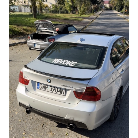 Naklejka Baner Revoke biała
